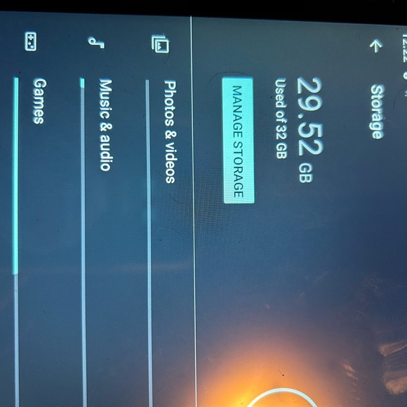 ‘Onn’ 10 in 32 gb tablet. - Picture 2 of 3